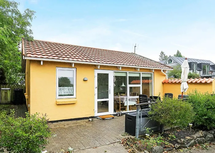 4 Person Holiday Home In Nyk Bing M